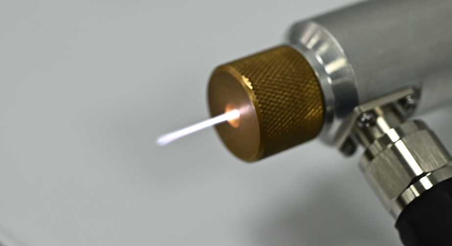 低温等离子体在口腔材料表面改性中的应用