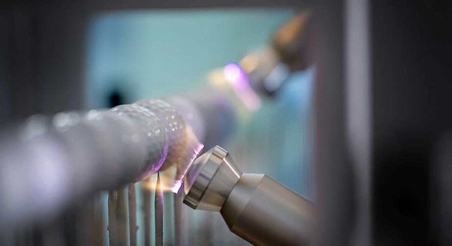 等离子体清洗机对高分子材料的表面改性机理